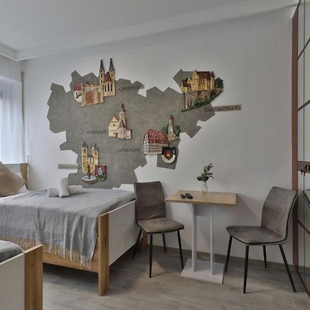 Moderne Ferienwohnungen - Service Wie Im Hotel Goppingen Bagian luar foto