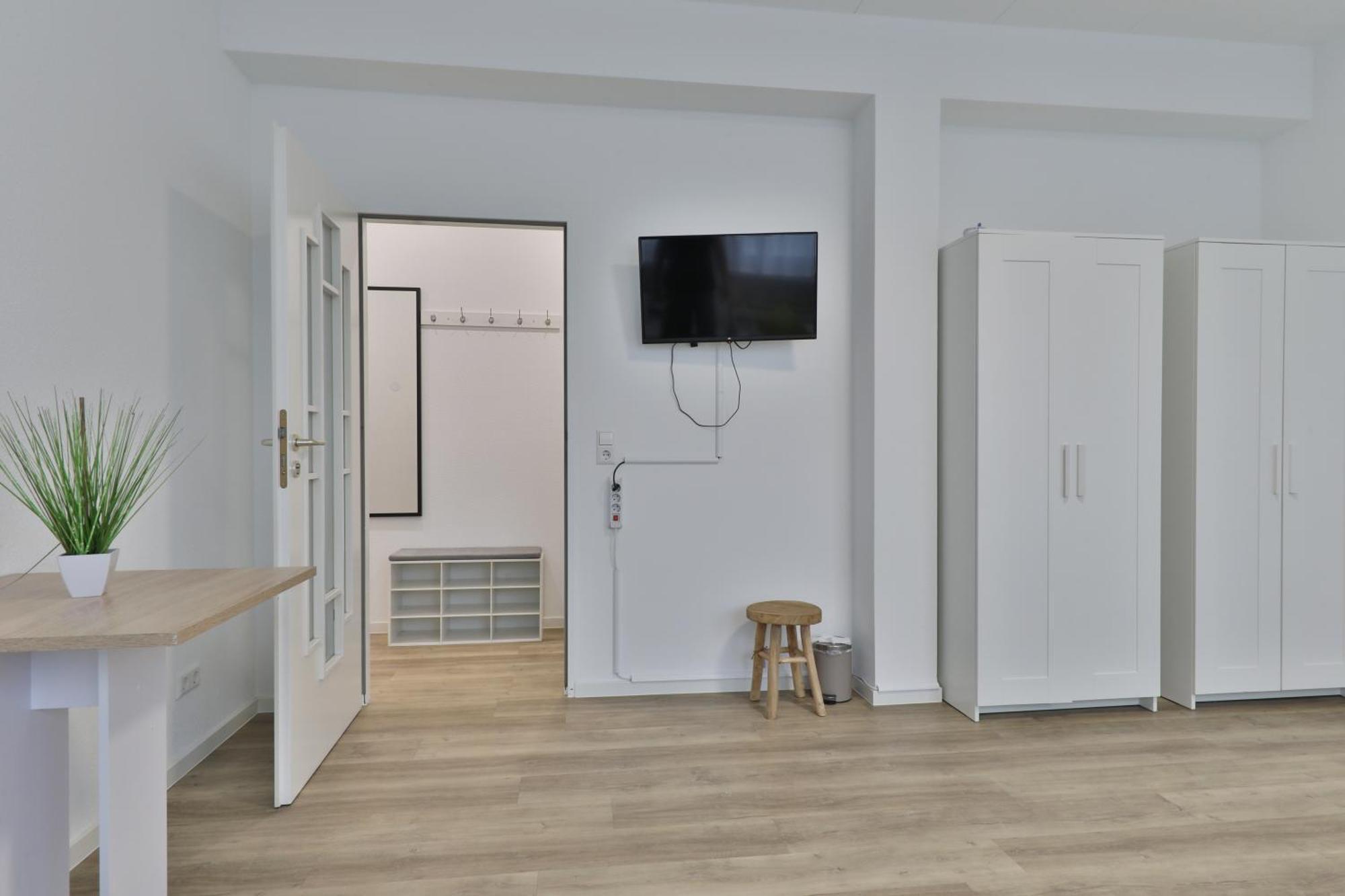 Moderne Ferienwohnungen - Service Wie Im Hotel Goppingen Bagian luar foto