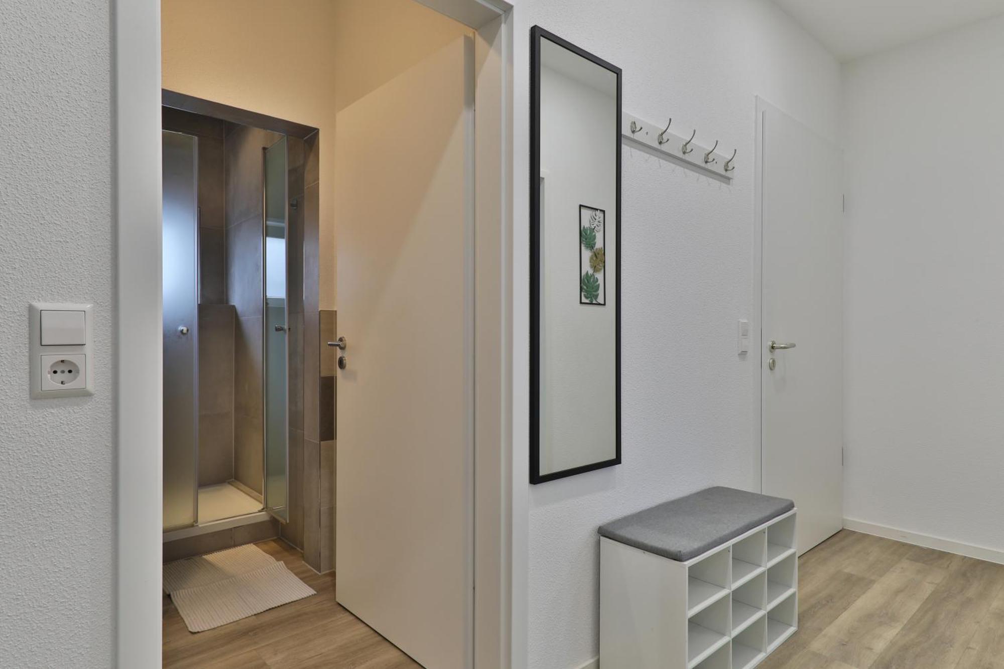 Moderne Ferienwohnungen - Service Wie Im Hotel Goppingen Bagian luar foto