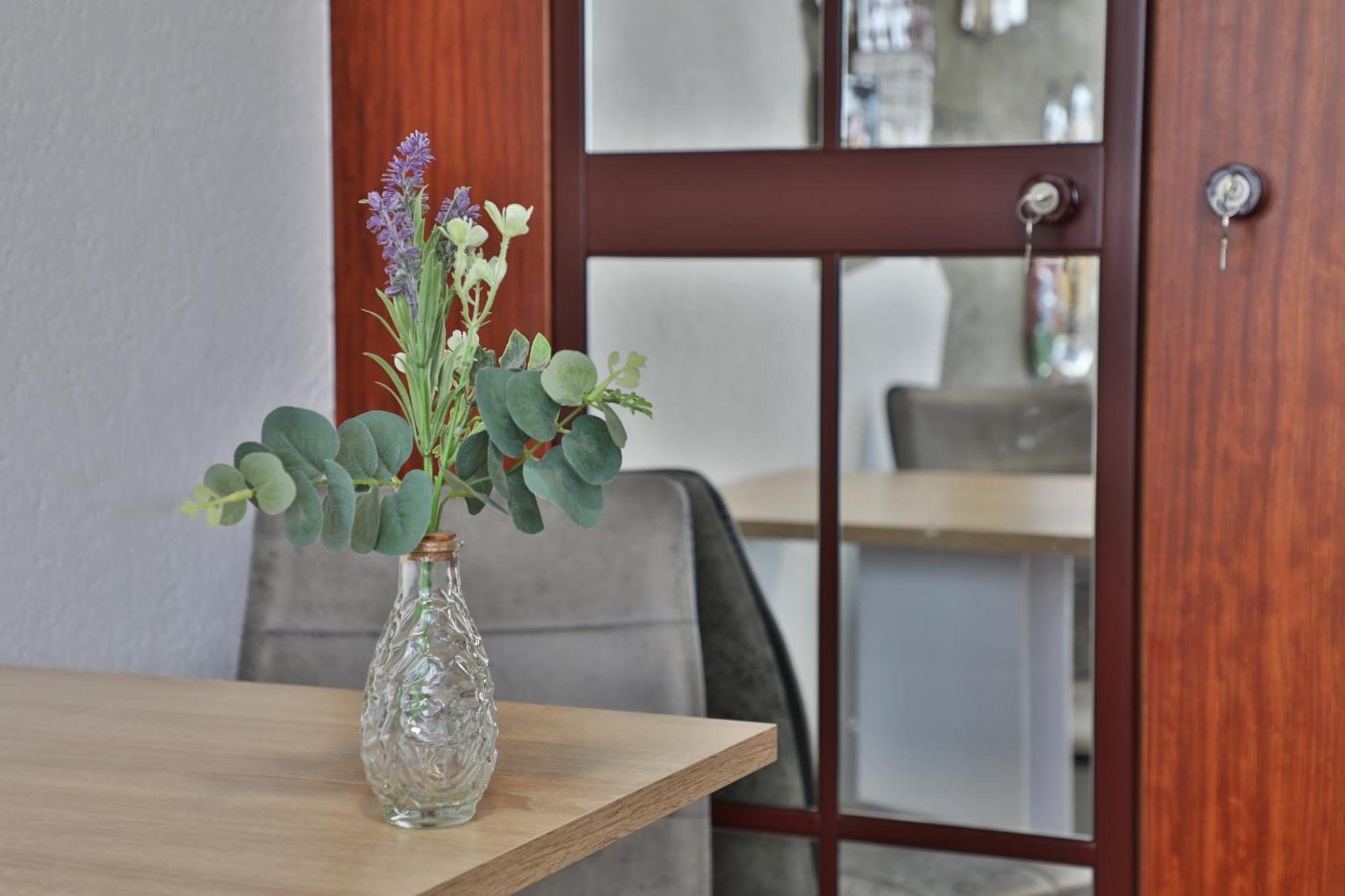 Moderne Ferienwohnungen - Service Wie Im Hotel Goppingen Bagian luar foto