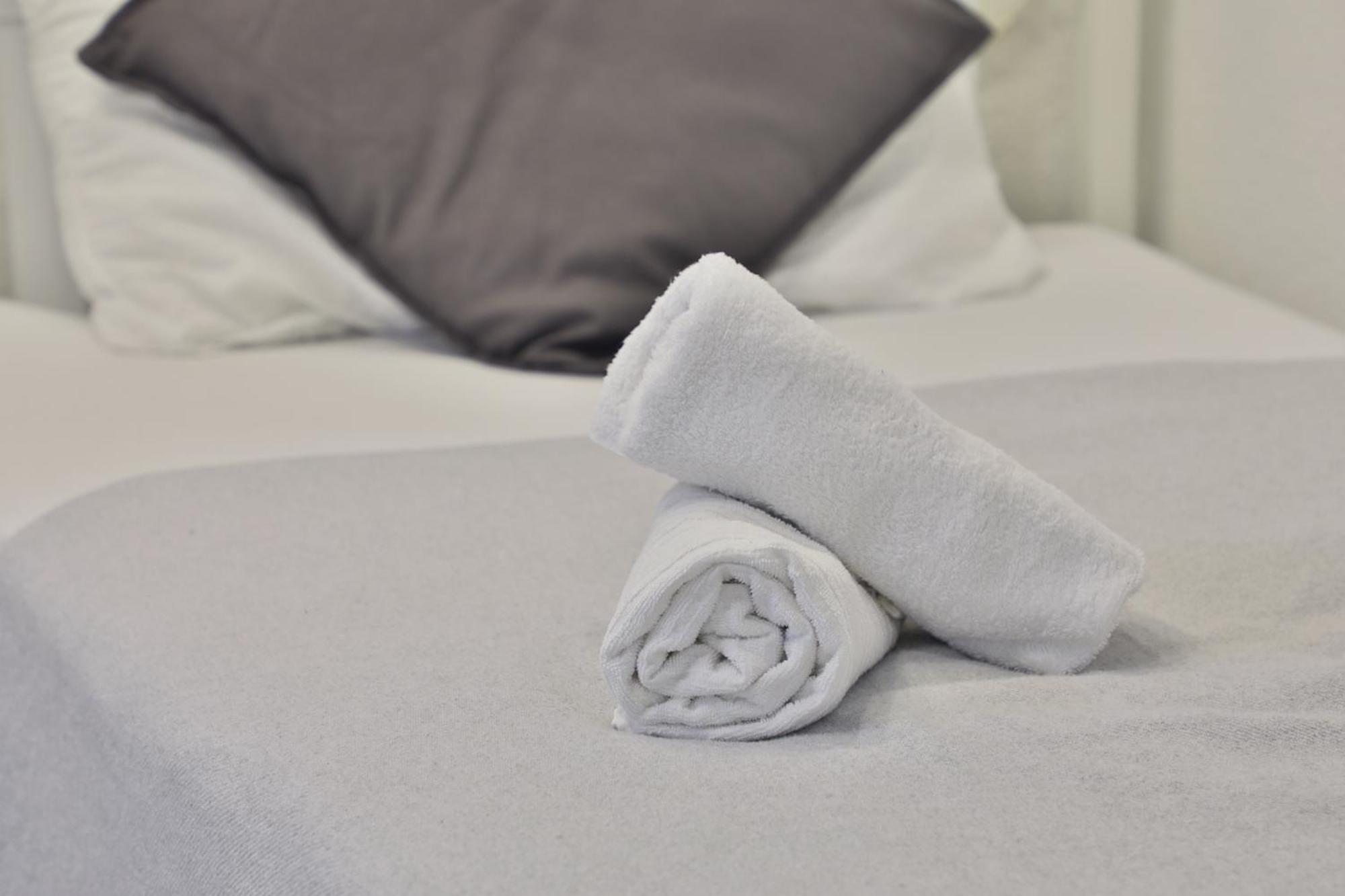Moderne Ferienwohnungen - Service Wie Im Hotel Goppingen Bagian luar foto